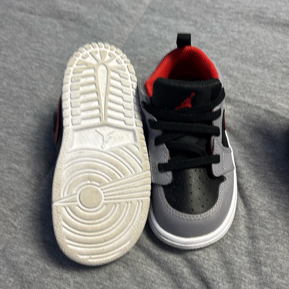 Nike Jordan JV2